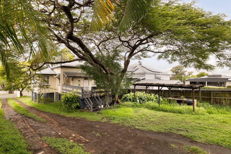 Photo - 60 Lanham Avenue, Grange QLD 4051 - Image 18