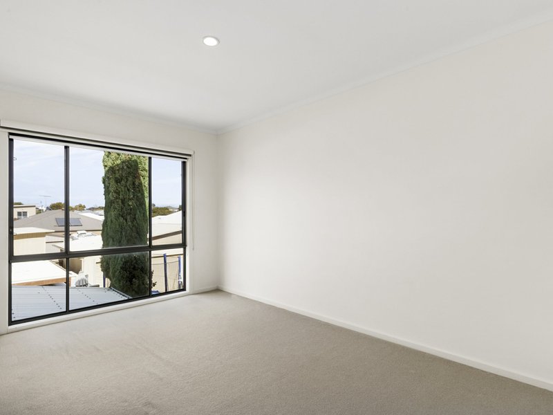 Photo - 60 Leviens Road, St Leonards VIC 3223 - Image 10