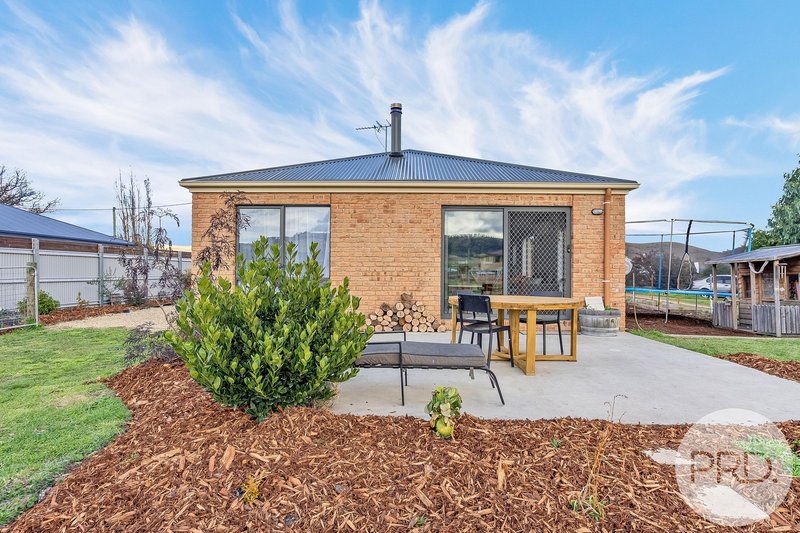 Photo - 60 Louisa Street, Kempton TAS 7030 - Image 9