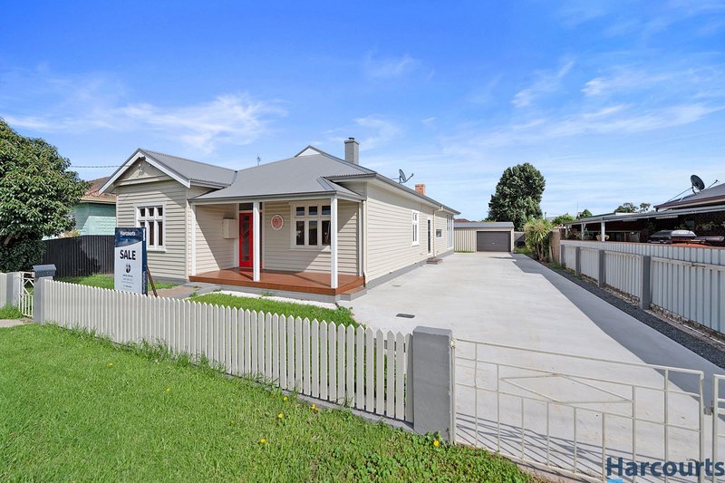 Photo - 60 Macfie Street, Devonport TAS 7310 - Image 2