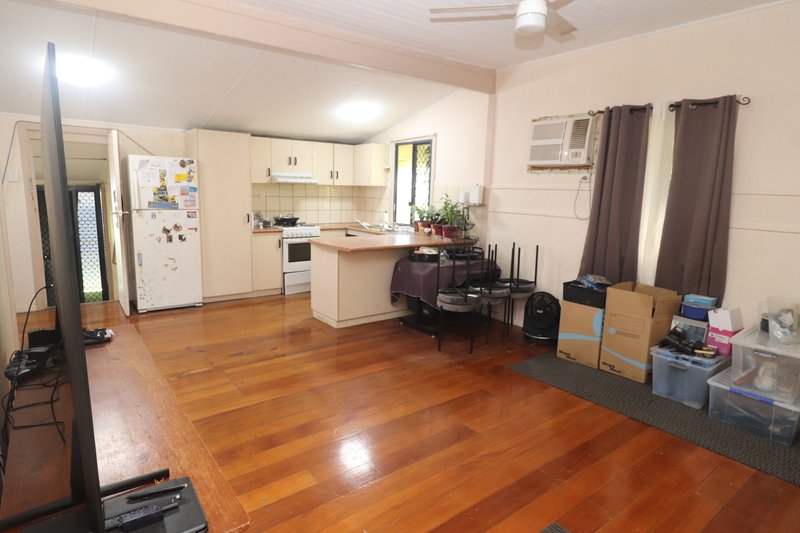 Photo - 60 Macrossan St , Halifax QLD 4850 - Image 2