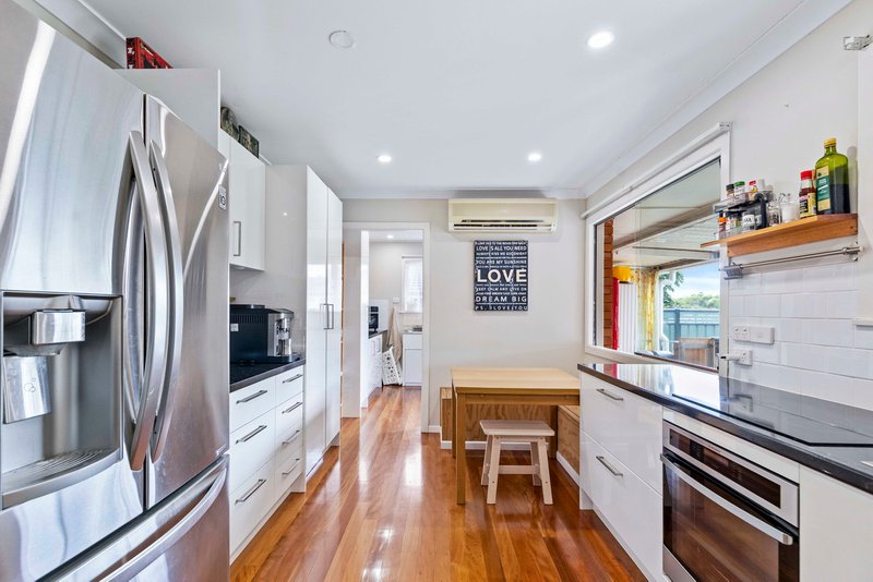 Photo - 60 Massinger Street, Salisbury QLD 4107 - Image 2