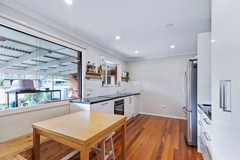 Photo - 60 Massinger Street, Salisbury QLD 4107 - Image 3