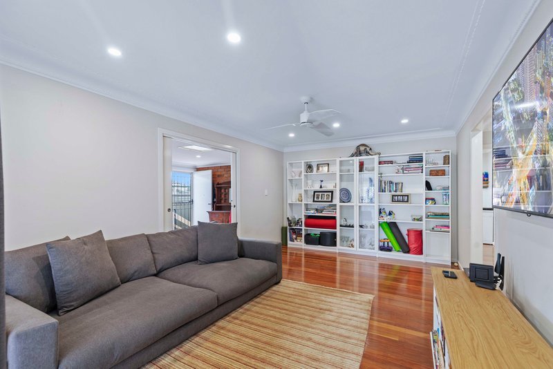 Photo - 60 Massinger Street, Salisbury QLD 4107 - Image 5