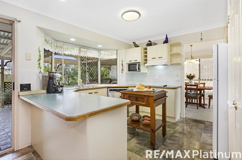 Photo - 60 Mayfield Crescent, Burpengary QLD 4505 - Image 5