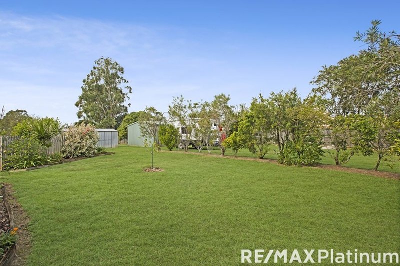 Photo - 60 Mayfield Crescent, Burpengary QLD 4505 - Image 15