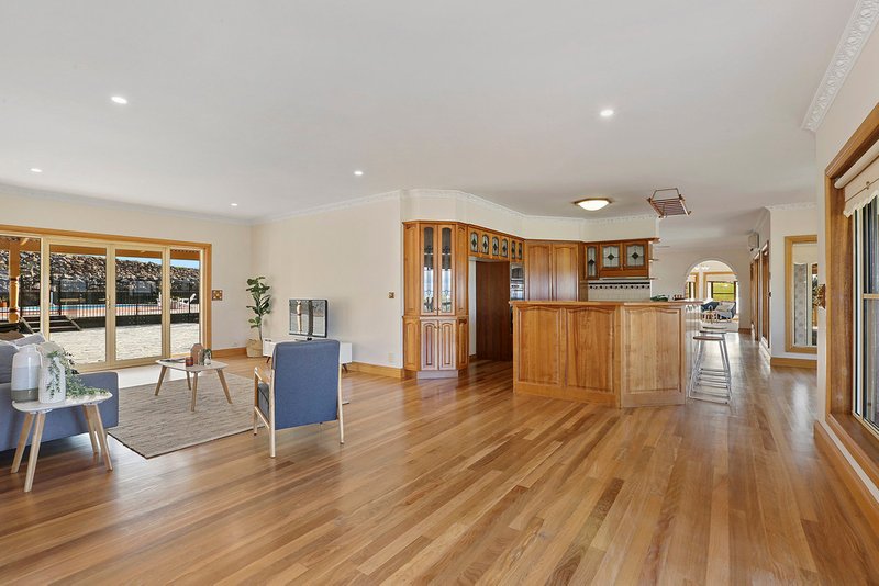 Photo - 60 Mcneill Court, Lara VIC 3212 - Image 15