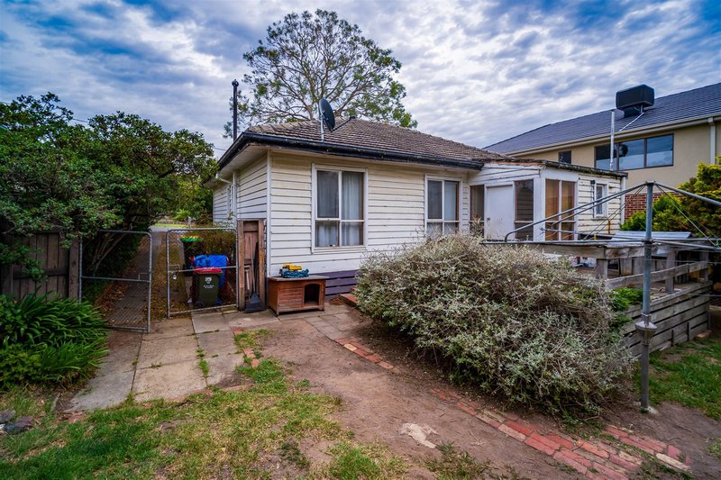 Photo - 60 Mersey Street, Box Hill North VIC 3129 - Image 6