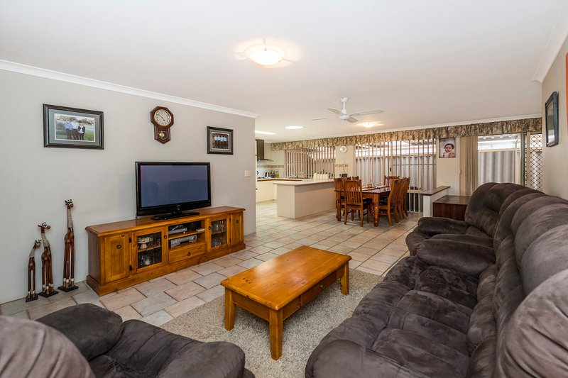 Photo - 60 Montebourg Meander, Port Kennedy WA 6172 - Image 19