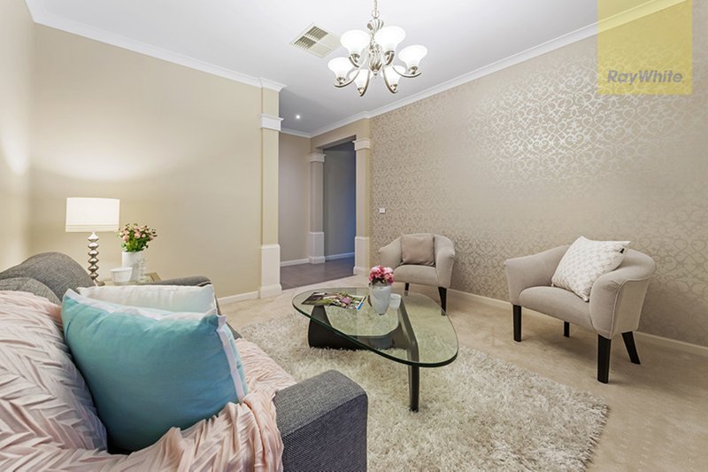 Photo - 60 Newbury Boulevard, Craigieburn VIC 3064 - Image 10