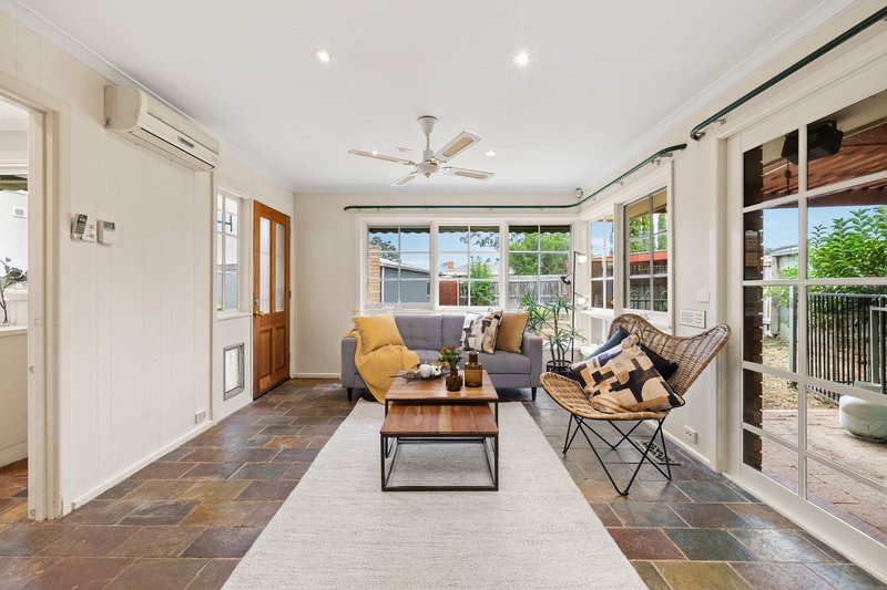 Photo - 60 Newhaven Road, Burwood East VIC 3151 - Image 5