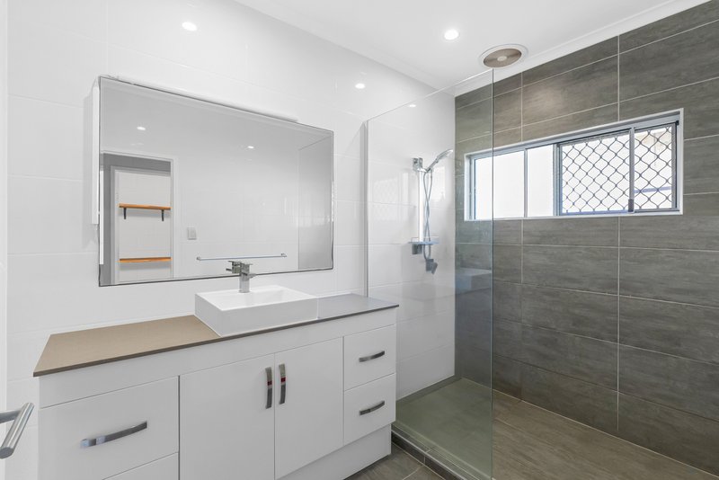 Photo - 60 Nova Street, Kewarra Beach QLD 4879 - Image 17