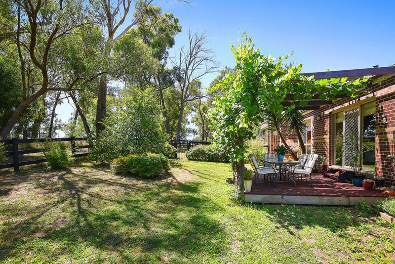 Photo - 60 Old Beenak Road, Yellingbo VIC 3139 - Image 18