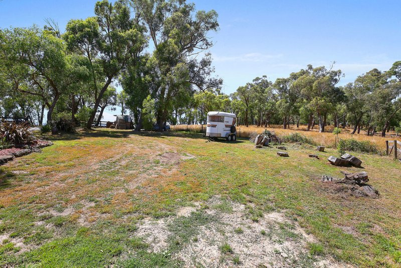 Photo - 60 Old Beenak Road, Yellingbo VIC 3139 - Image 20