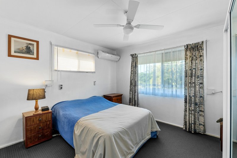 Photo - 60 Osborne Terrace, Deception Bay QLD 4508 - Image 5