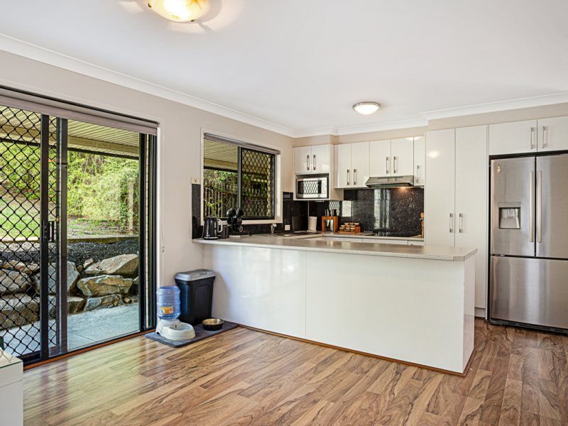 Photo - 60 Paddington Drive, Carrara QLD 4211 - Image 2