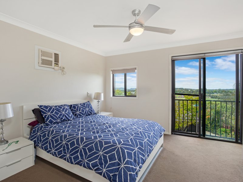 Photo - 60 Paddington Drive, Carrara QLD 4211 - Image 4