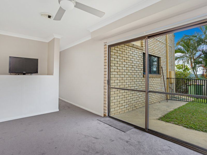 Photo - 60 Paddington Drive, Carrara QLD 4211 - Image 10