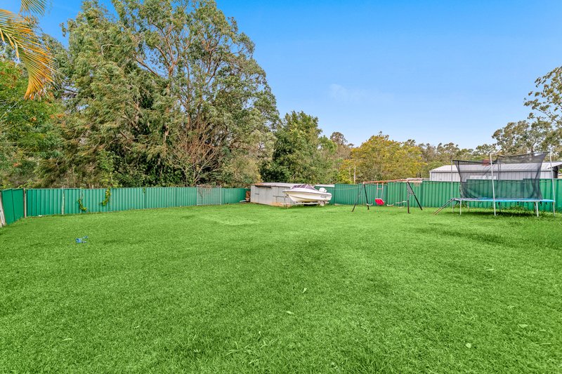 Photo - 60 Parkroyal Crescent, Regents Park QLD 4118 - Image 17