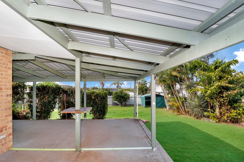 Photo - 60 Petrel Avenue, River Heads QLD 4655 - Image 4