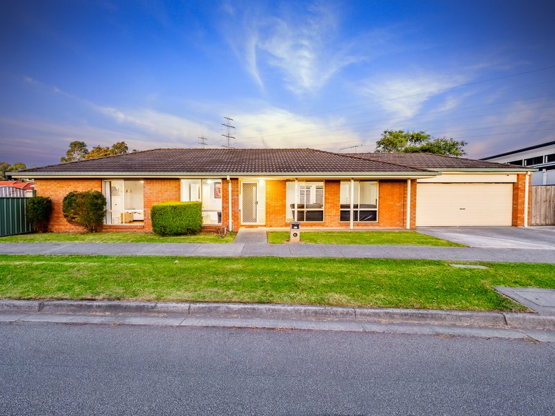 Photo - 60 Raisell Road, Cranbourne West VIC 3977 - Image 4