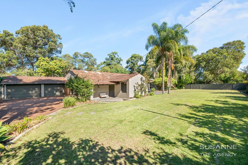 Photo - 60 Sanderson Road, Lesmurdie WA 6076 - Image 3