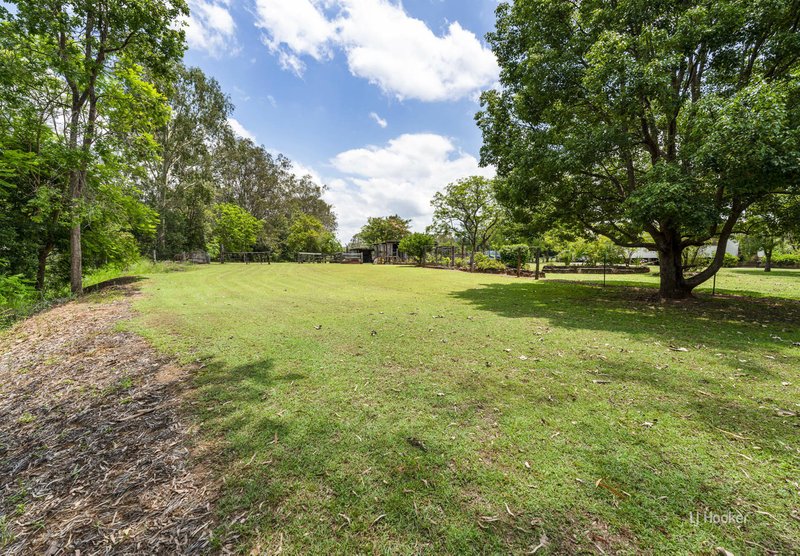 Photo - 60 South Street, Esk QLD 4312 - Image 12