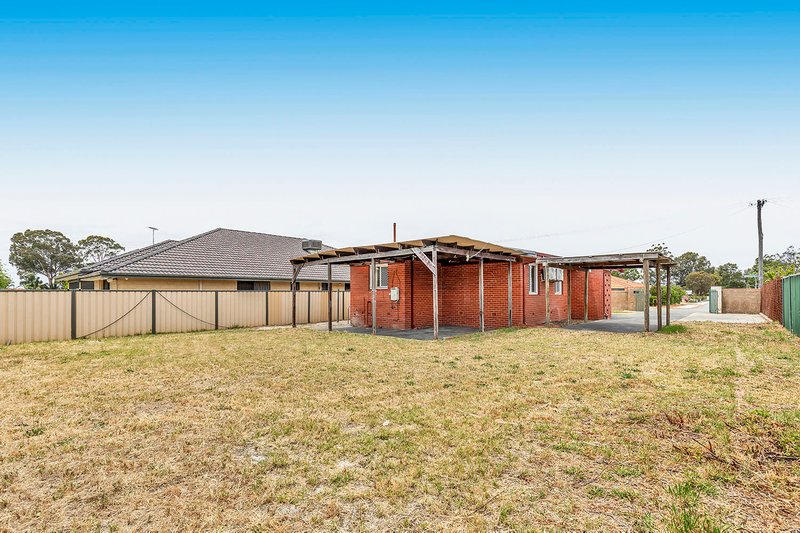 Photo - 60 Southgate Road, Langford WA 6147 - Image 2