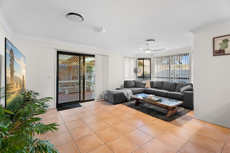 Photo - 60 Talara Avenue, Glenmore Park NSW 2745 - Image 8