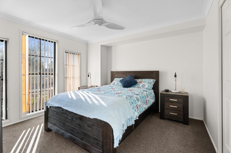 Photo - 60 Talara Avenue, Glenmore Park NSW 2745 - Image 9