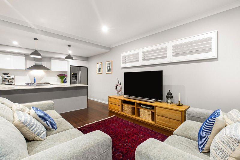 Photo - 60 Taltarni Circuit, Mitchelton QLD 4053 - Image 13