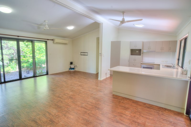 Photo - 60 Taunton Road, Euleilah QLD 4674 - Image 4