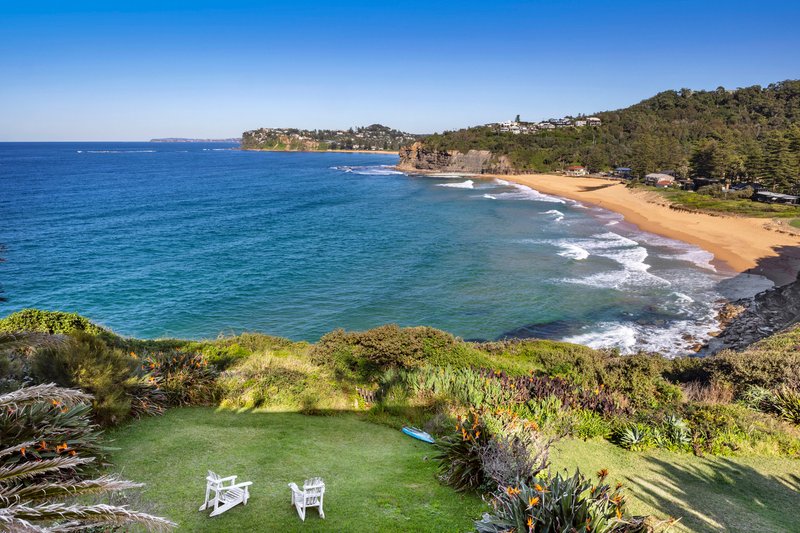 60 The Serpentine , Bilgola Beach NSW 2107