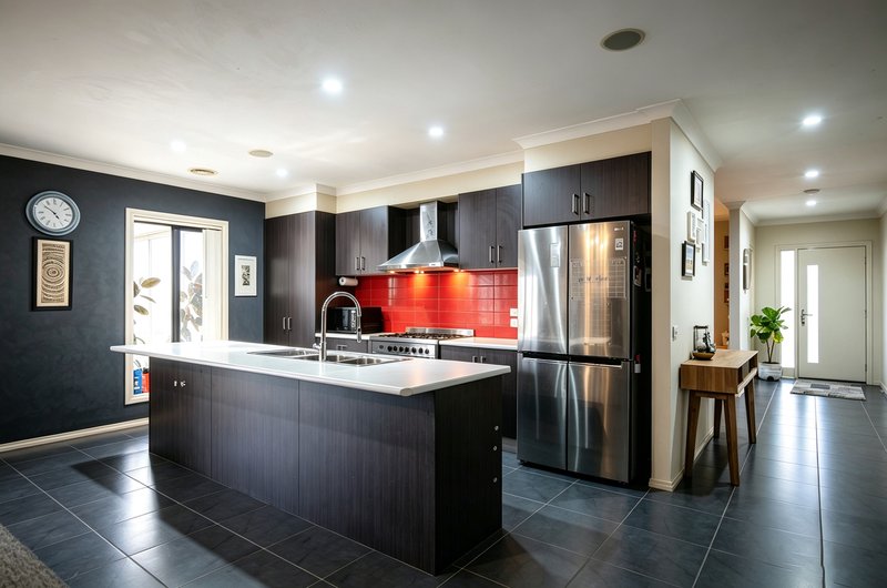 Photo - 60 Thunderbolt Drive, Cranbourne East VIC 3977 - Image 17