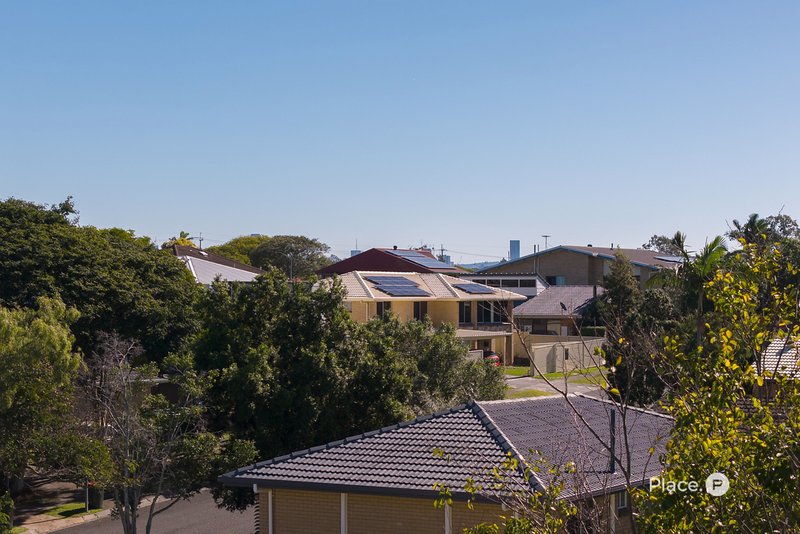 Photo - 60 Tristan Street, Carindale QLD 4152 - Image 15