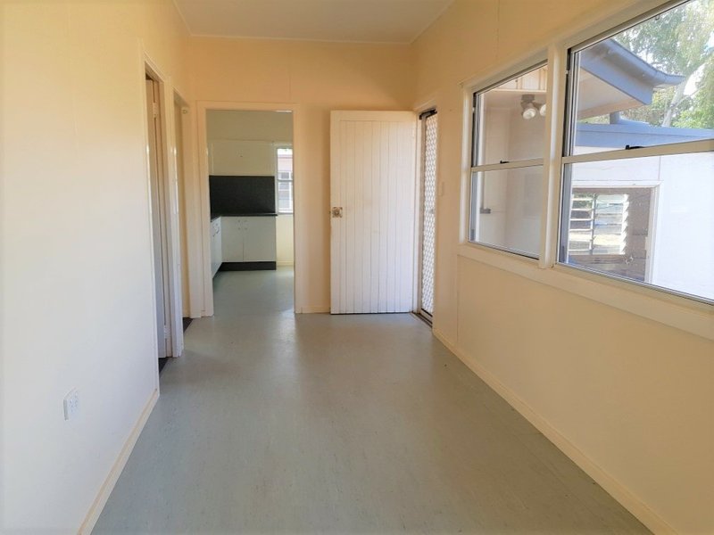 Photo - 60 Uhr Street, Cloncurry QLD 4824 - Image 3