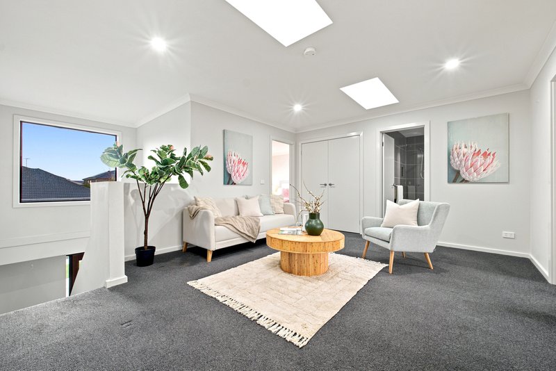Photo - 60 Union Street, Clyde North VIC 3978 - Image 7