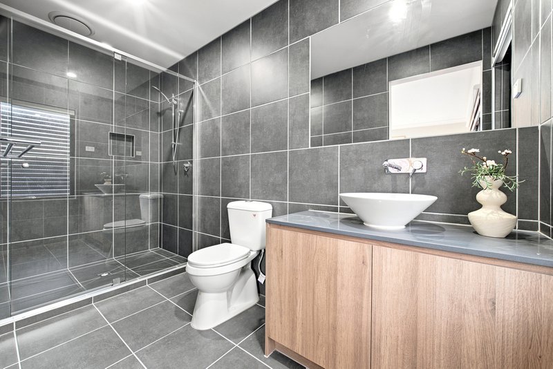 Photo - 60 Union Street, Clyde North VIC 3978 - Image 10