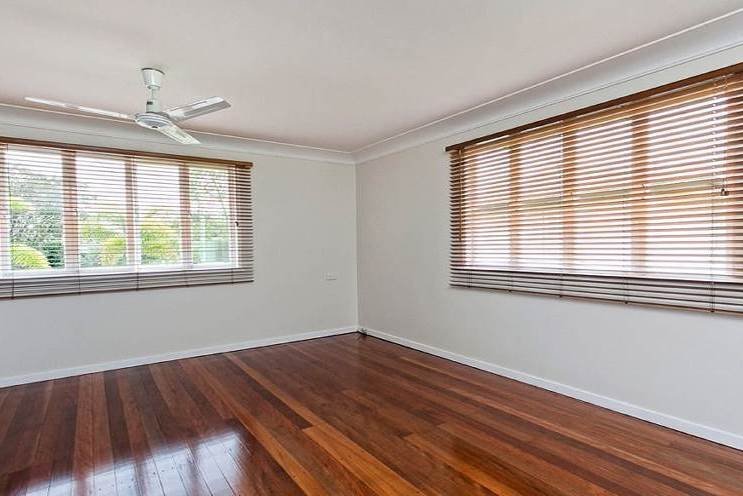 Photo - 60 University Road, Mitchelton QLD 4053 - Image 4