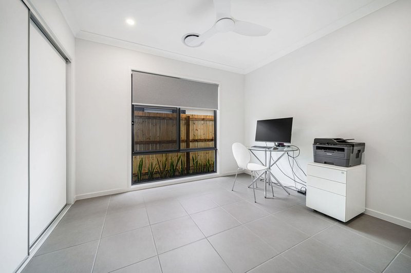 Photo - 60 Valley Crescent, Palmview QLD 4553 - Image 12