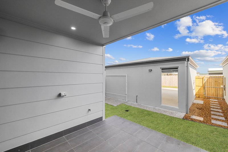 Photo - 60 Village Green Boulevard, Palmview QLD 4553 - Image 5