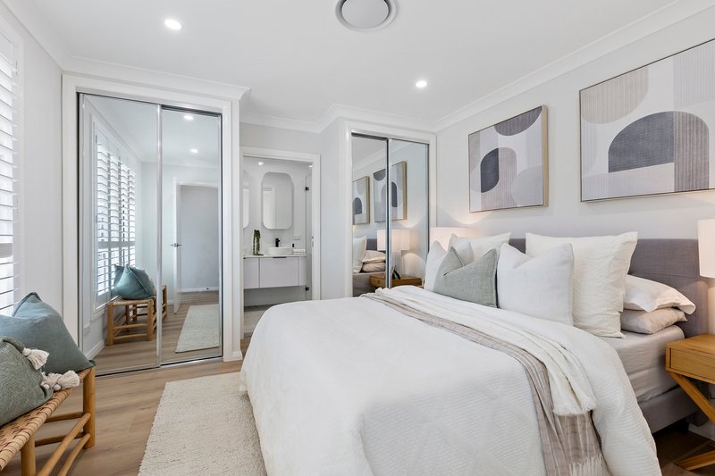 Photo - 60 Wall Park Avenue, Seven Hills NSW 2147 - Image 6