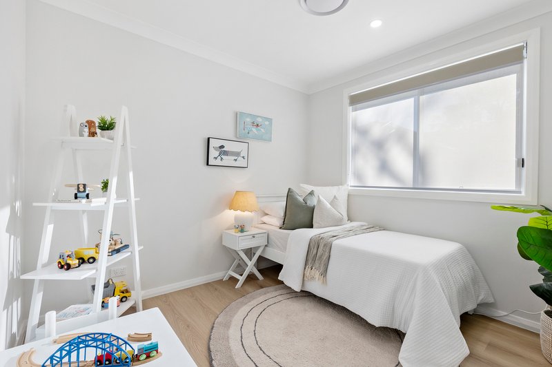 Photo - 60 Wall Park Avenue, Seven Hills NSW 2147 - Image 8