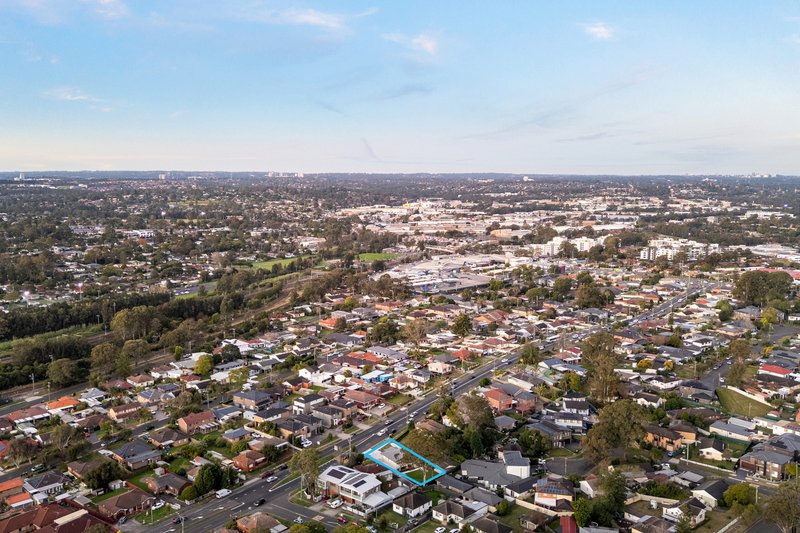 Photo - 60 Wall Park Avenue, Seven Hills NSW 2147 - Image 15
