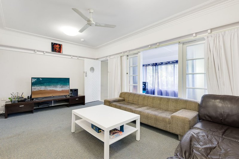 Photo - 60 Wardell Street, Ashgrove QLD 4060 - Image 2