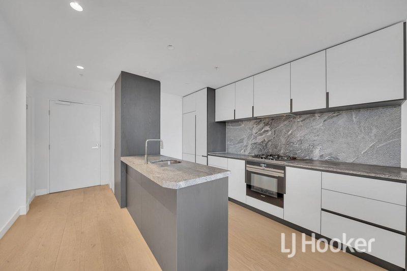 Photo - 6009/250 Spencer Street, Melbourne VIC 3000 - Image 5