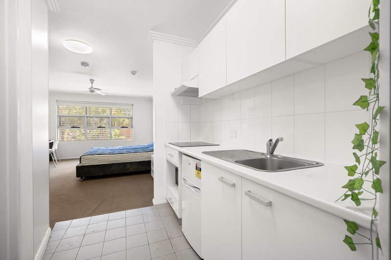 Photo - 60/101 Hennessy Street, Belconnen ACT 2617 - Image 3