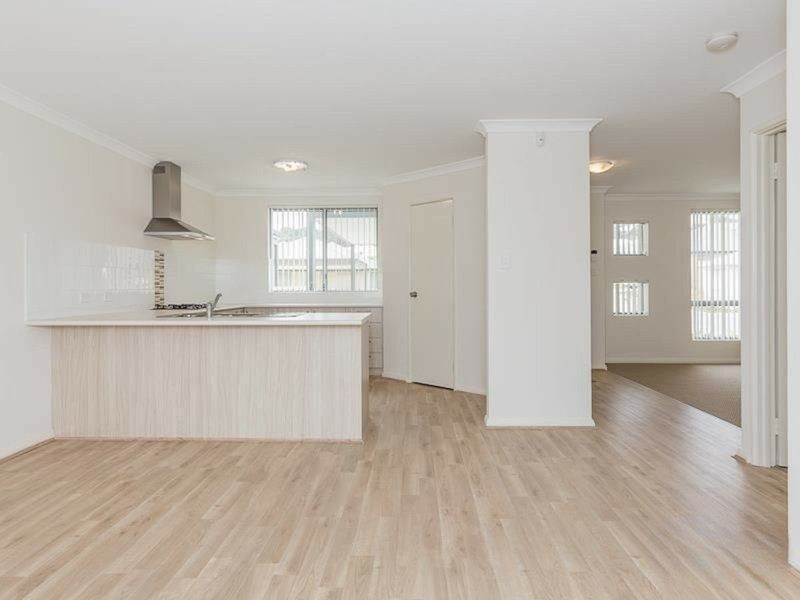 Photo - 60/113 Owtram Road, Armadale WA 6112 - Image 5