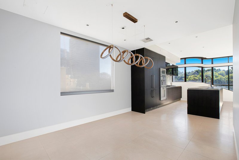 Photo - 601/141 Elizabeth Street, Sydney NSW 2000 - Image 4