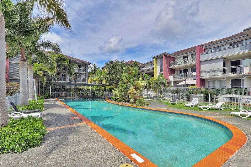 Photo - 601/33 Clark Street, Biggera Waters QLD 4216 - Image 15